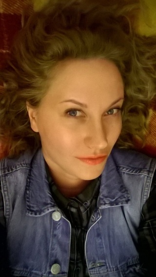Анна Шу