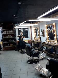 Фотография Chester Barbershop 2