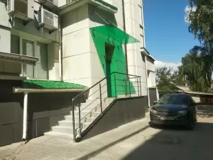 Фотография Студия по уходу за бровями и ресницами 1